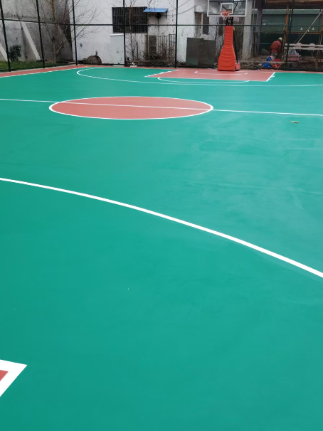 赤壁 球场长期使用易出现地面开裂